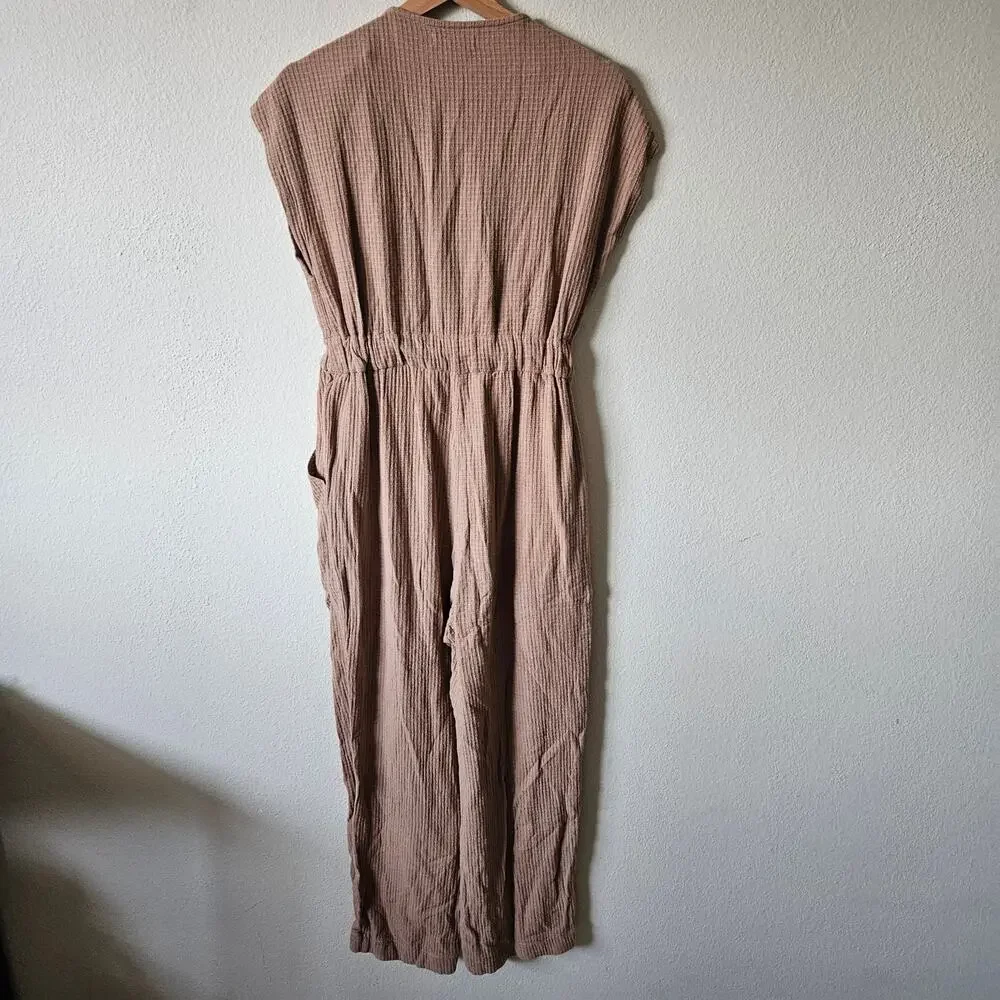 Basin and Range Sleeveless Waffle Jumpsuit - Women's Small